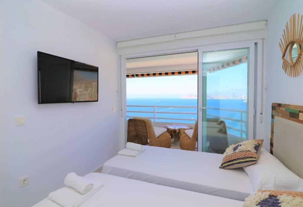 Luxurious 2-Bedroom Apt With Stunning Views, 1St Line On Levante Beach, ベニドルム エクステリア 写真