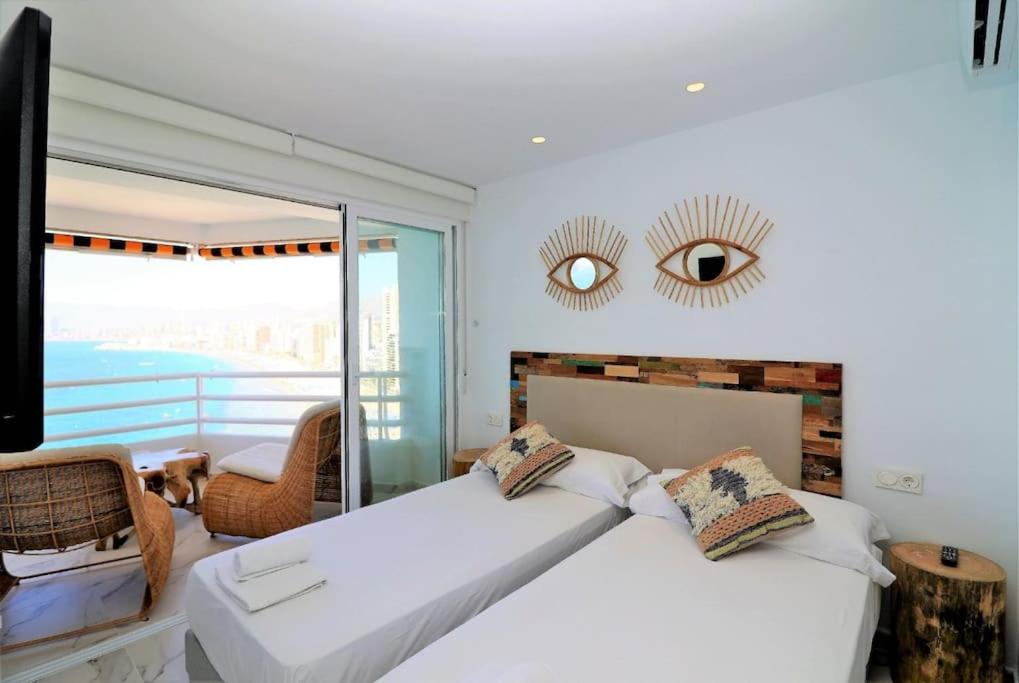Luxurious 2-Bedroom Apt With Stunning Views, 1St Line On Levante Beach, ベニドルム エクステリア 写真