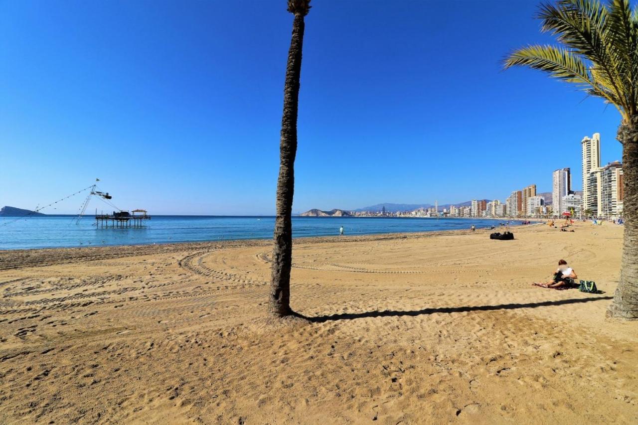 Luxurious 2-Bedroom Apt With Stunning Views, 1St Line On Levante Beach, ベニドルム エクステリア 写真